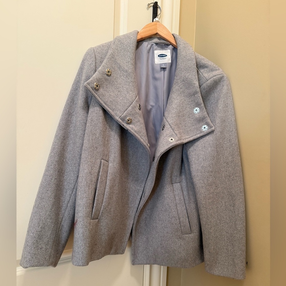 🧥 Old Navy Funnel-Neck Winter Coat — Size XL (NWOT New Without Tags)